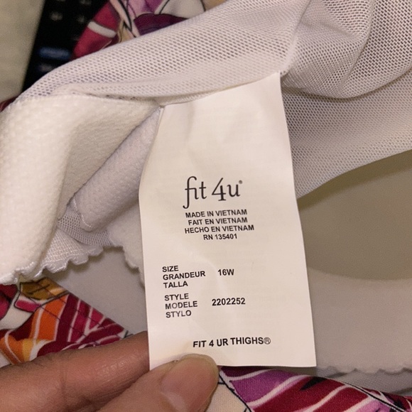 Fit 4 Ur swimsuit - Picture 8 of 11